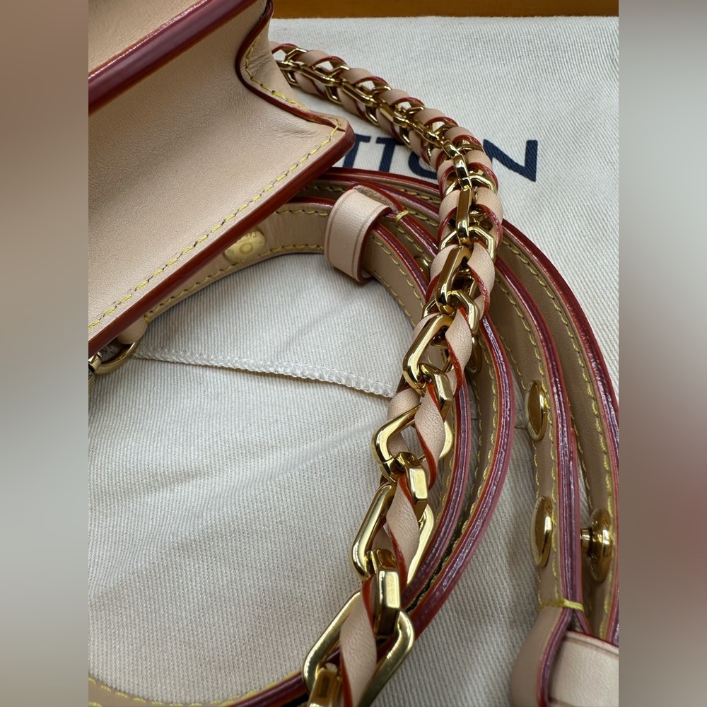 Louis Vuitton mini Dauphine - Picture 12 of 15